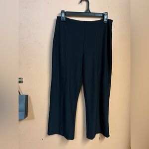 Lysse cropped flare pants size L